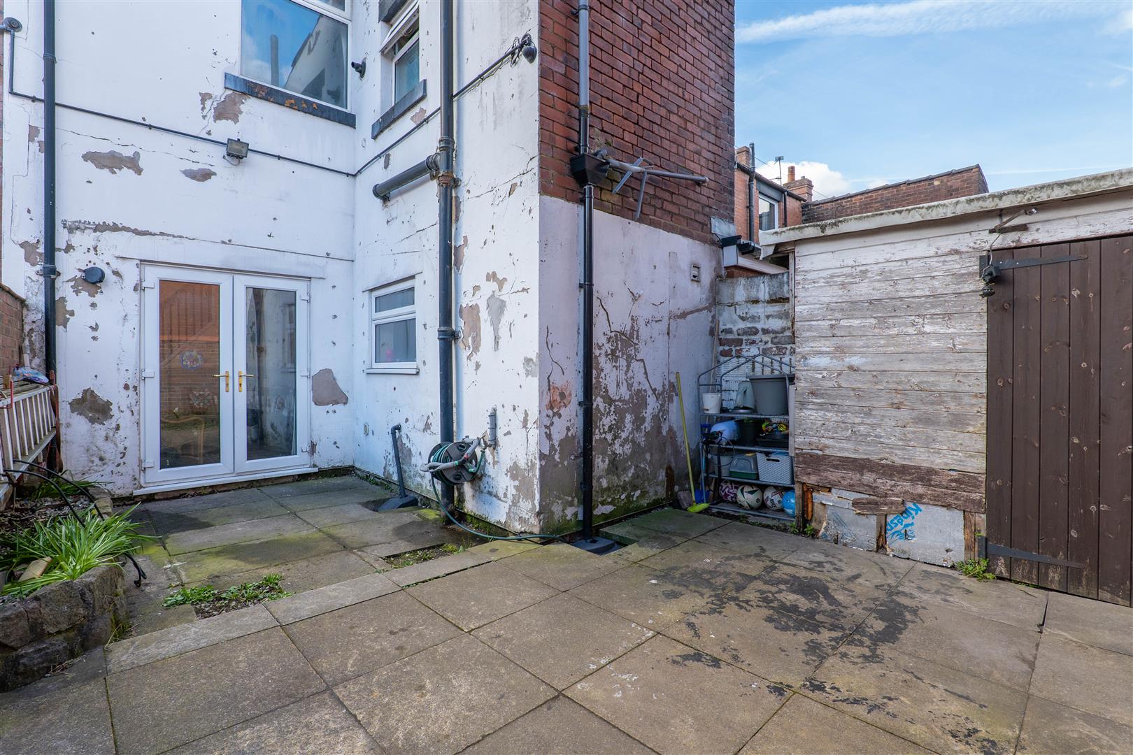 3 bed property in Lyons Lane, Chorley
